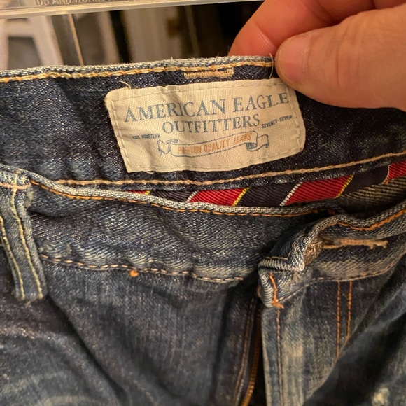 NWOT American Eagle Jeans 34x30 distressed - Picture 2 of 3